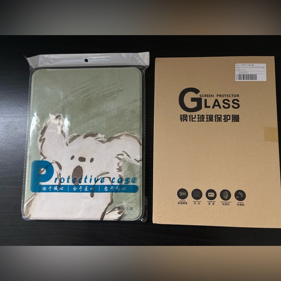 Screaming Dog Apple iPad Case 10.9 inch with pencil holder - Picture 3 of 5